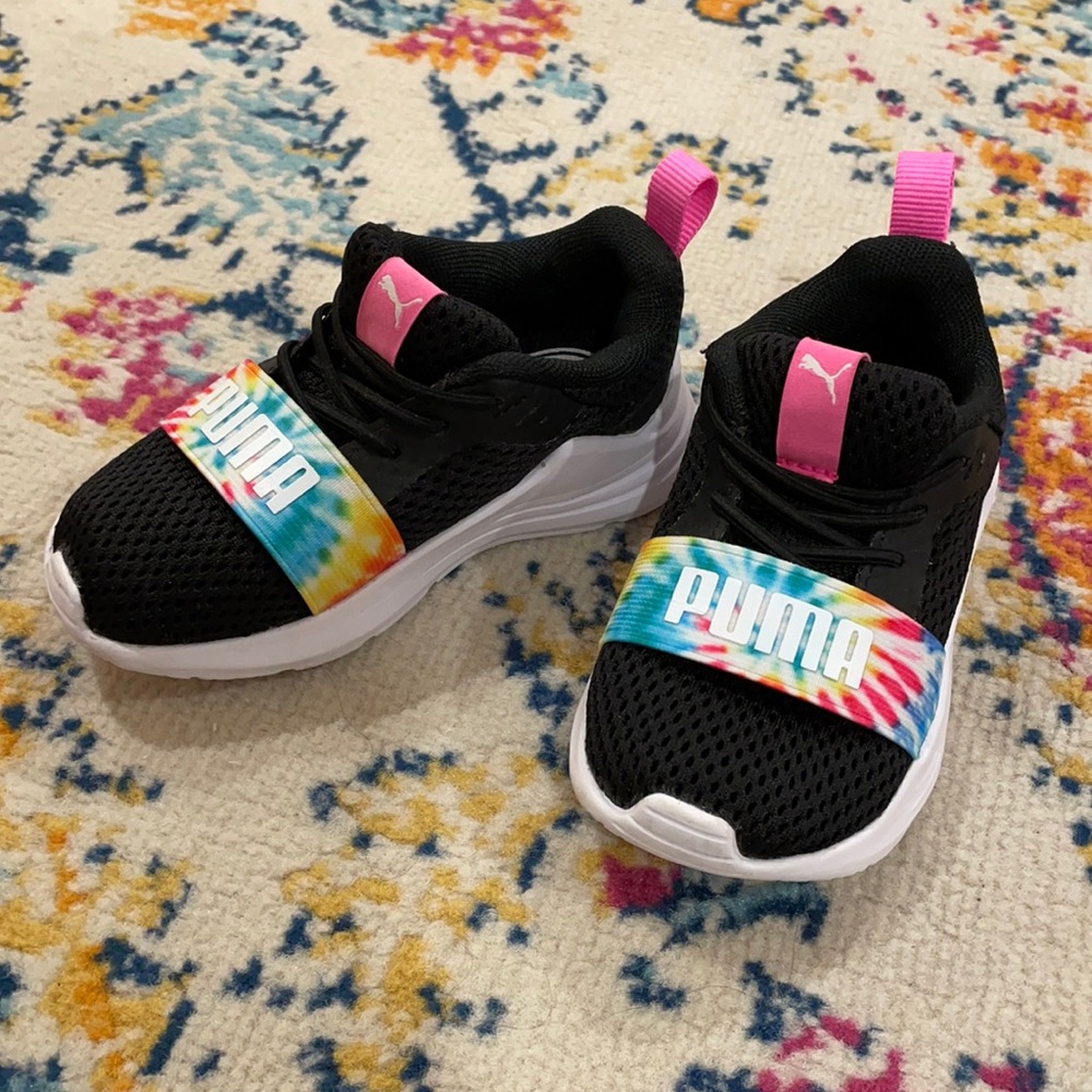 Puma Size 6 Toddler Sneaker
